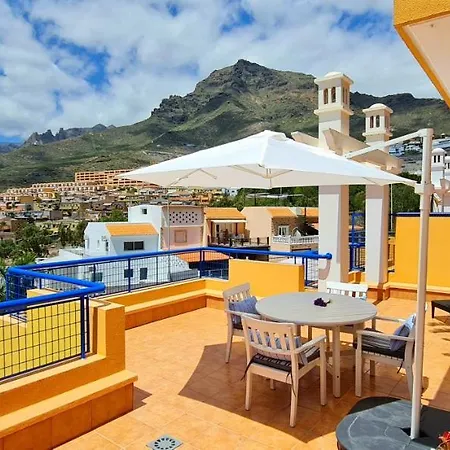 Cozy 2 Bedroom In Costa Adeje (Tenerife)