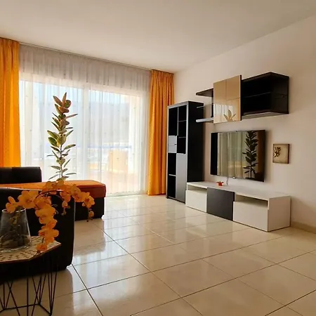 Cozy 2 Bedroom In * Costa Adeje (Tenerife)