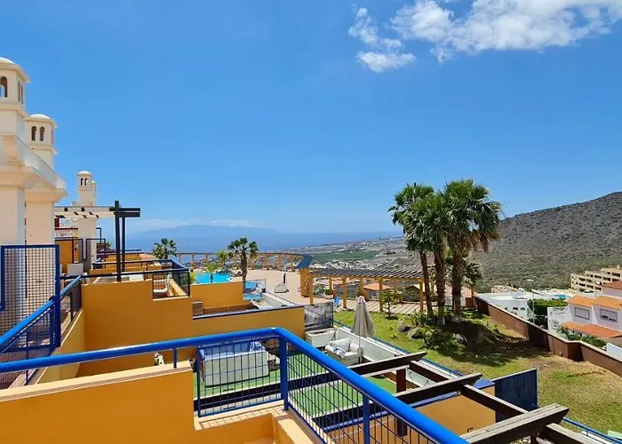 Апартаменты Cozy 2 Bedroom In *