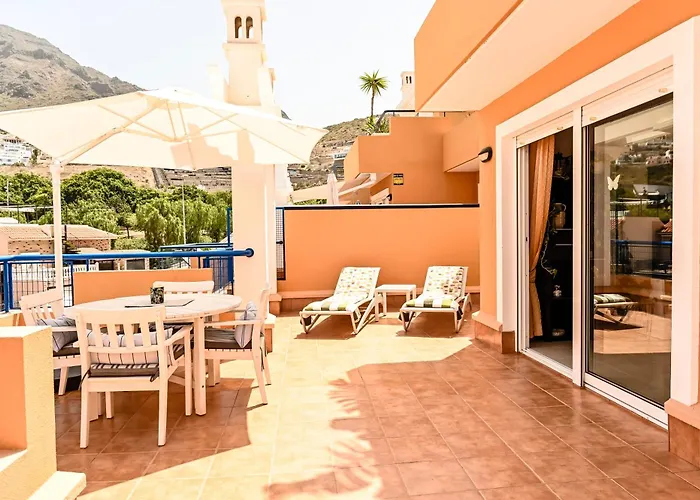 Cozy 2 Bedroom In Апартаменты *